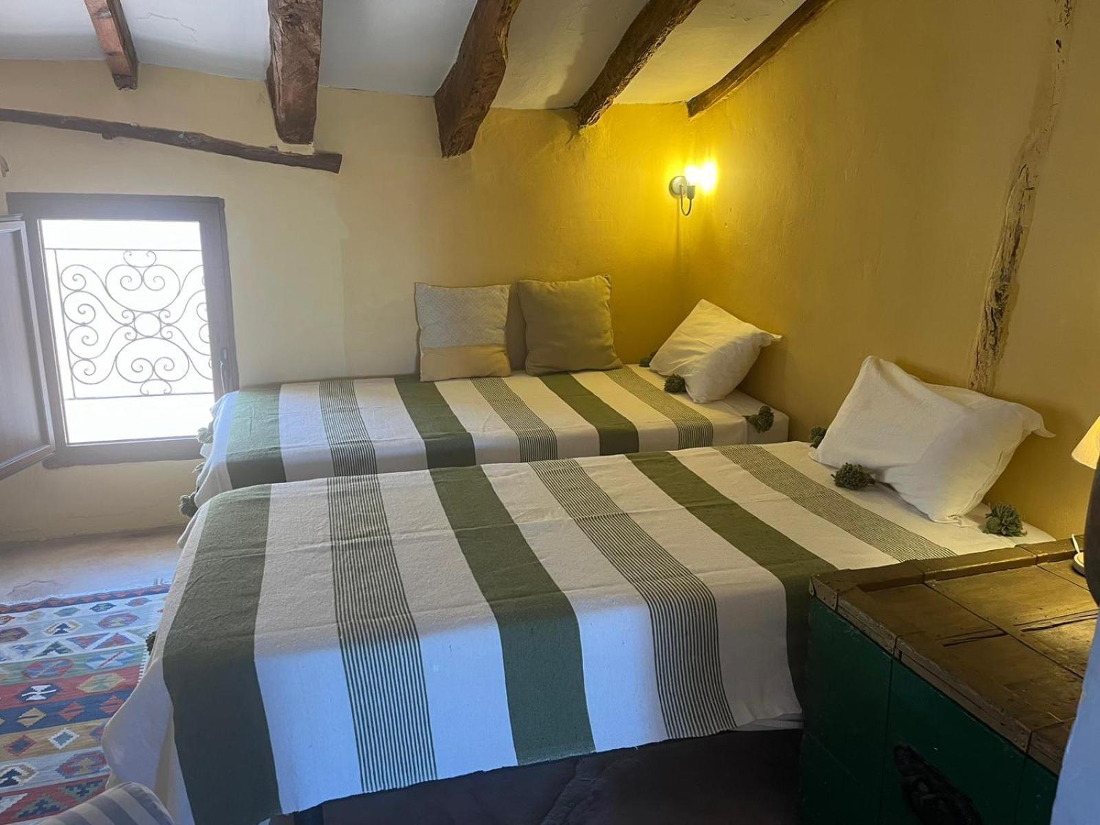 Casa Con Vistas Al Mar Y Patio De Buganvillas Aigues Екстериор снимка